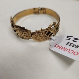 Vintage Golden Bracelet #452